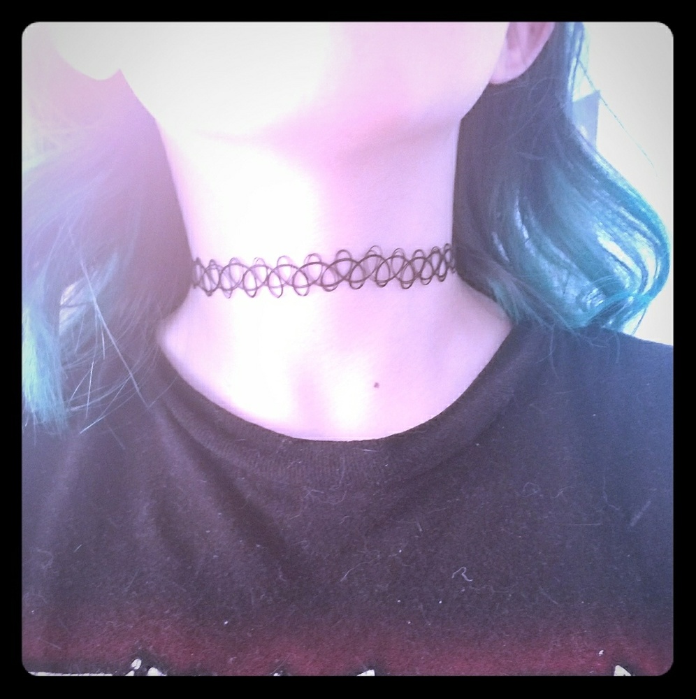 Tattoo choker